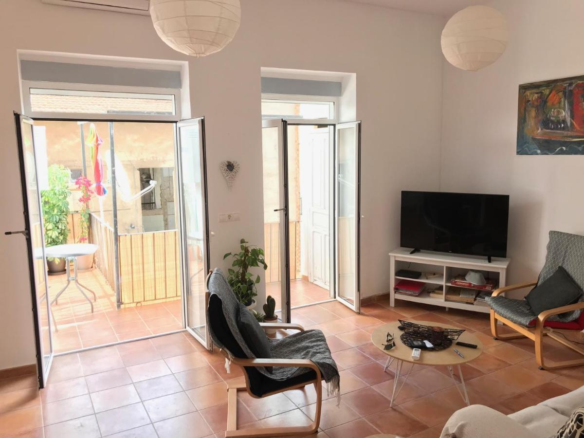Ferienwohnung Im Zentrum Alicante Exteriör bild