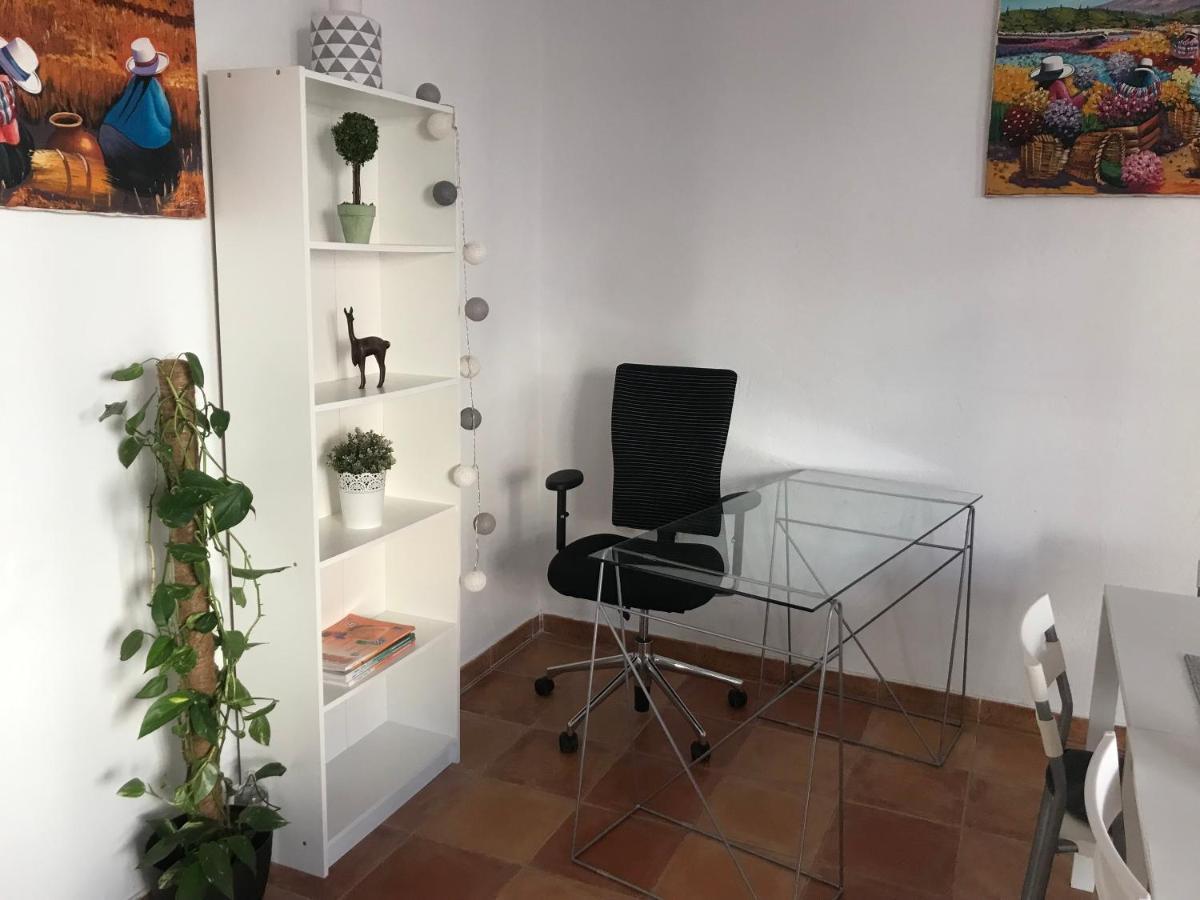 Ferienwohnung Im Zentrum Alicante Exteriör bild