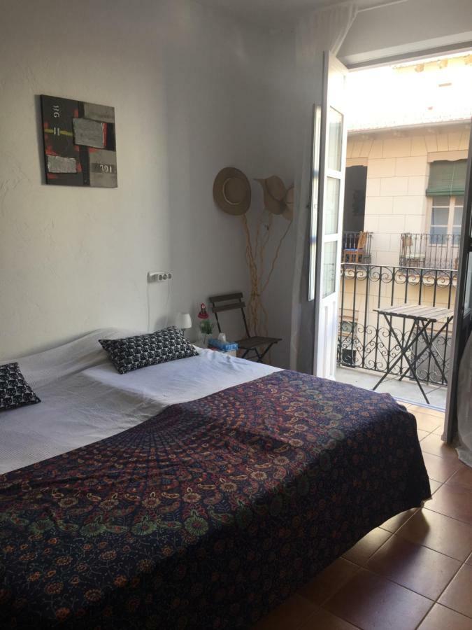 Ferienwohnung Im Zentrum Alicante Exteriör bild